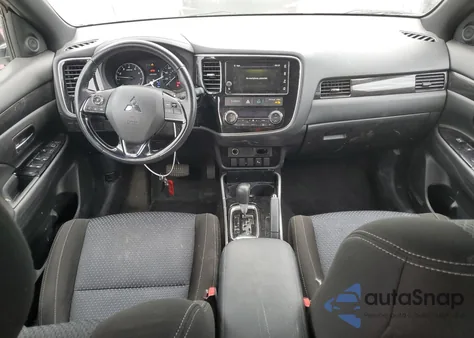 2018 Mitsubishi Outlander Se z USA, uszkodzony, nr VIN JA4AD3A38JZ020569